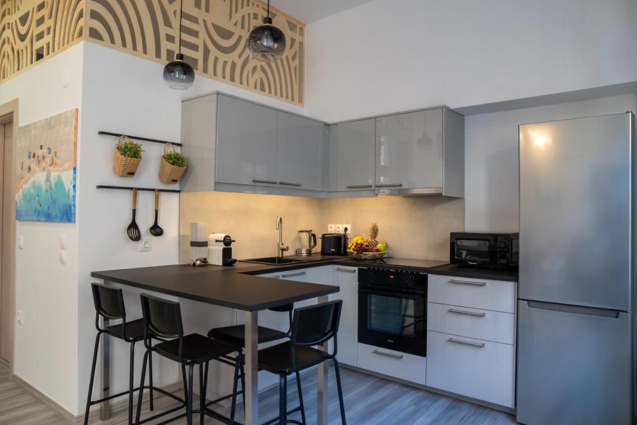 Central Suites Aegina 2 מראה חיצוני תמונה