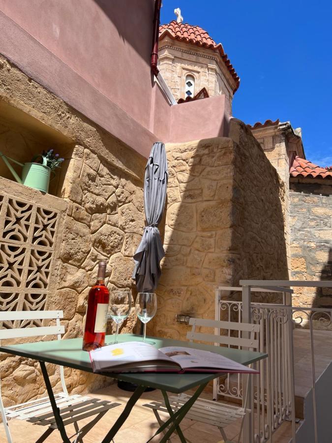 Central Suites Aegina 2 מראה חיצוני תמונה