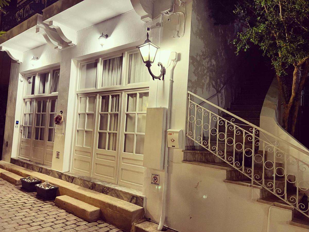 Central Suites Aegina 2 מראה חיצוני תמונה